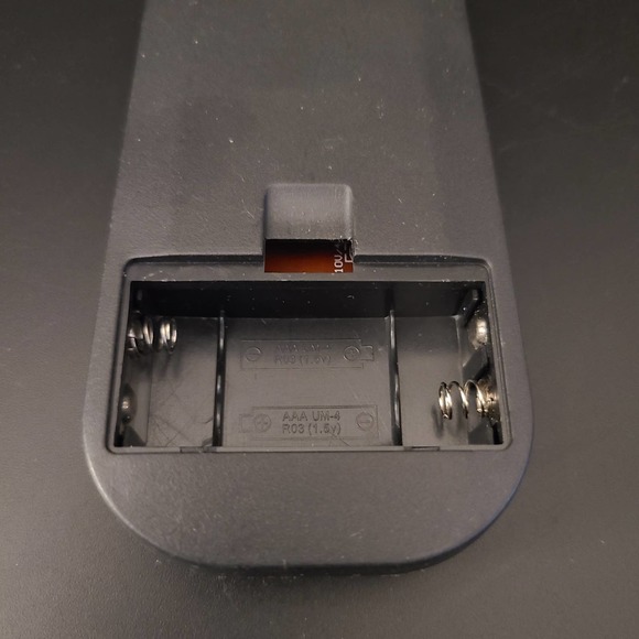 Sylvania DVD Remote Control, SDVD6655-B,TESTED - Picture 4 of 4